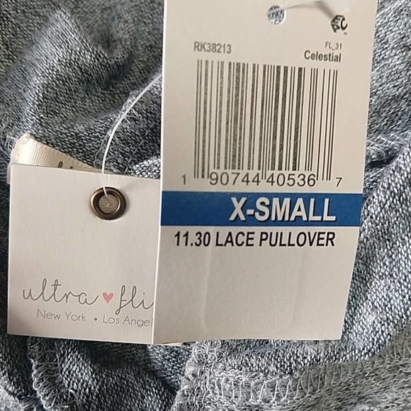 Ultra Flirt Marled Lace Trim Hooded Pullover Top - Picture 6 of 7